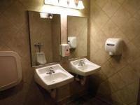 <h2>Restaurant bathroom</h2><p></p>
